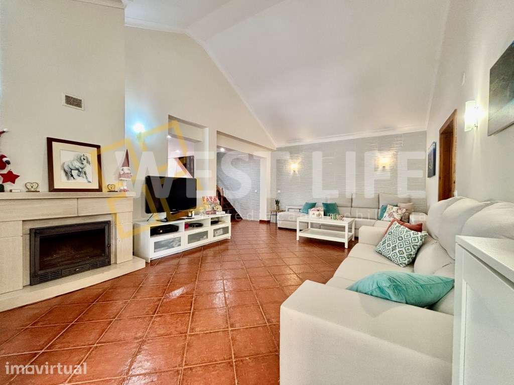 Viva em Harmonia com a Natureza - Moradia T4 com Jardim e Amplas Ár... - Grande imagem: 4/21