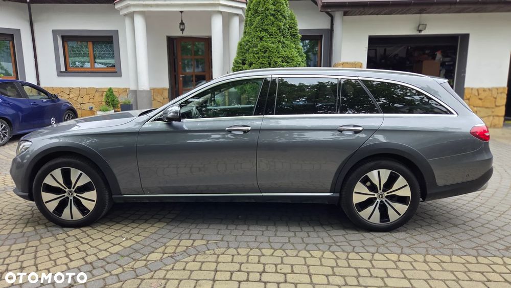 Mercedes-Benz Klasa E 220 d 4-Matic All-Terrain - 5