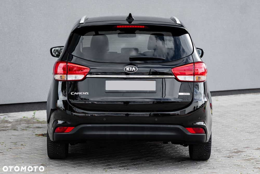 Kia Carens 1.7 CRDi L - 11