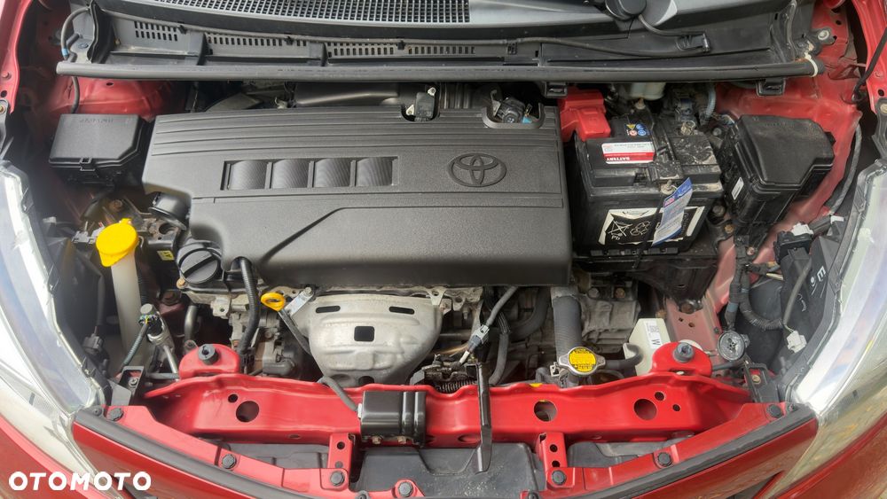 Toyota Yaris 1.33 Prestige - 26
