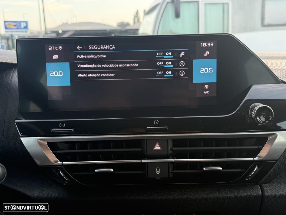Citroën C4 1.2 PureTech Shine - 30