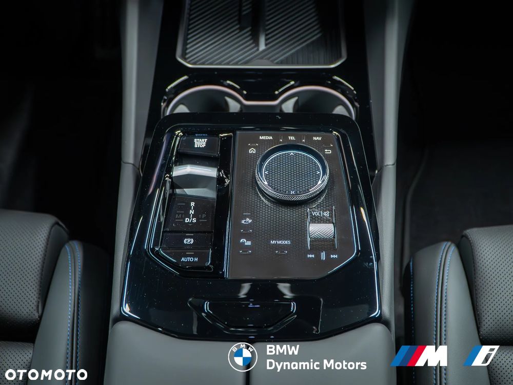 BMW Seria 5 520i - 27
