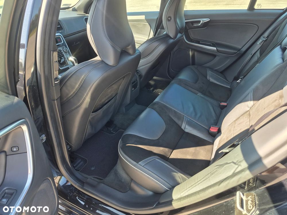 Volvo V60 - 15