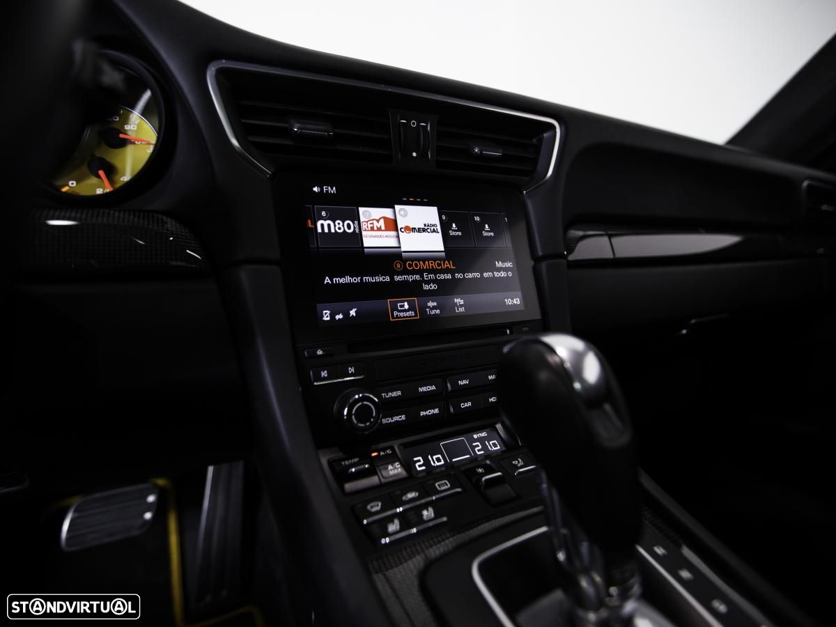 Porsche 911 (991) Turbo S PDK - 18