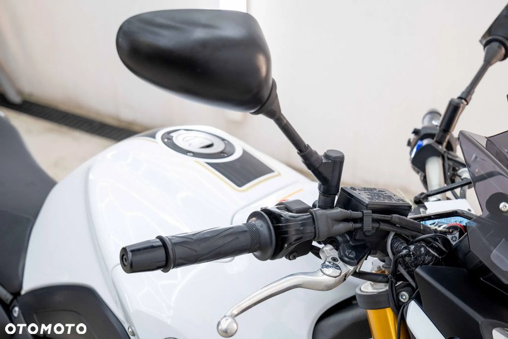 Yamaha FZ8 - 30
