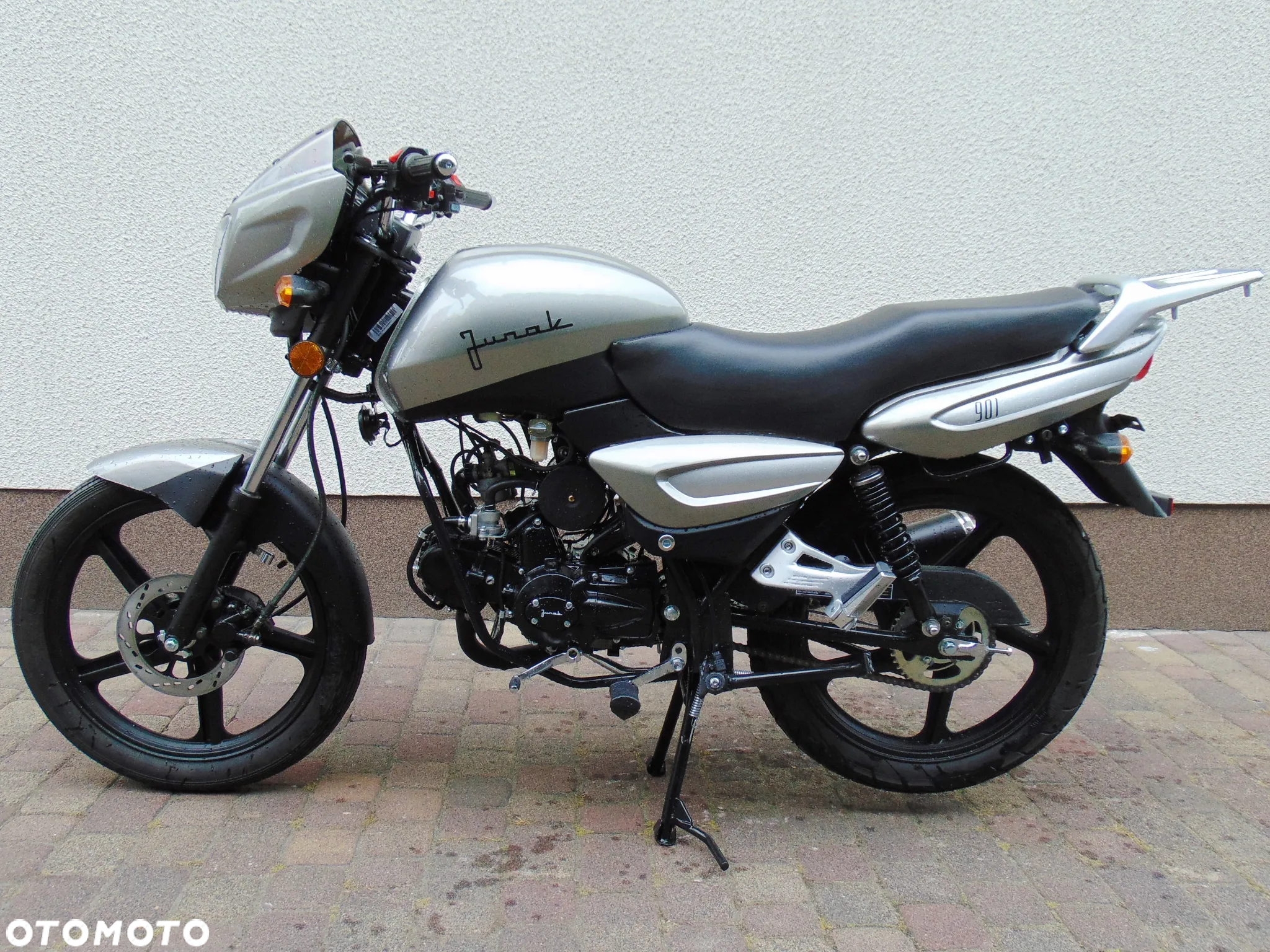 Junak 901 - 5