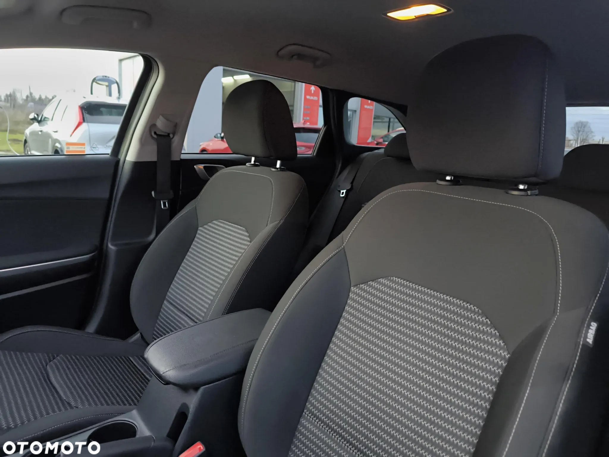 Kia Ceed 1.5 T-GDI M - 11