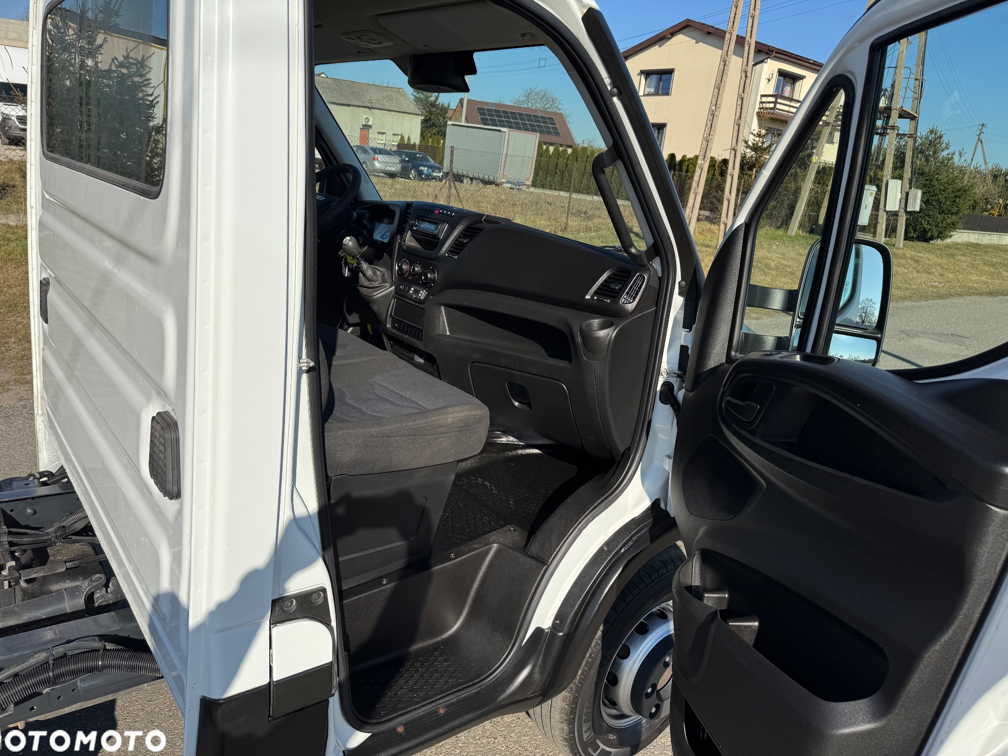 Iveco 60-150 * 3.0 / 150KM * Rama do zabudowy * Rozstaw osi: 3.7m * - 31