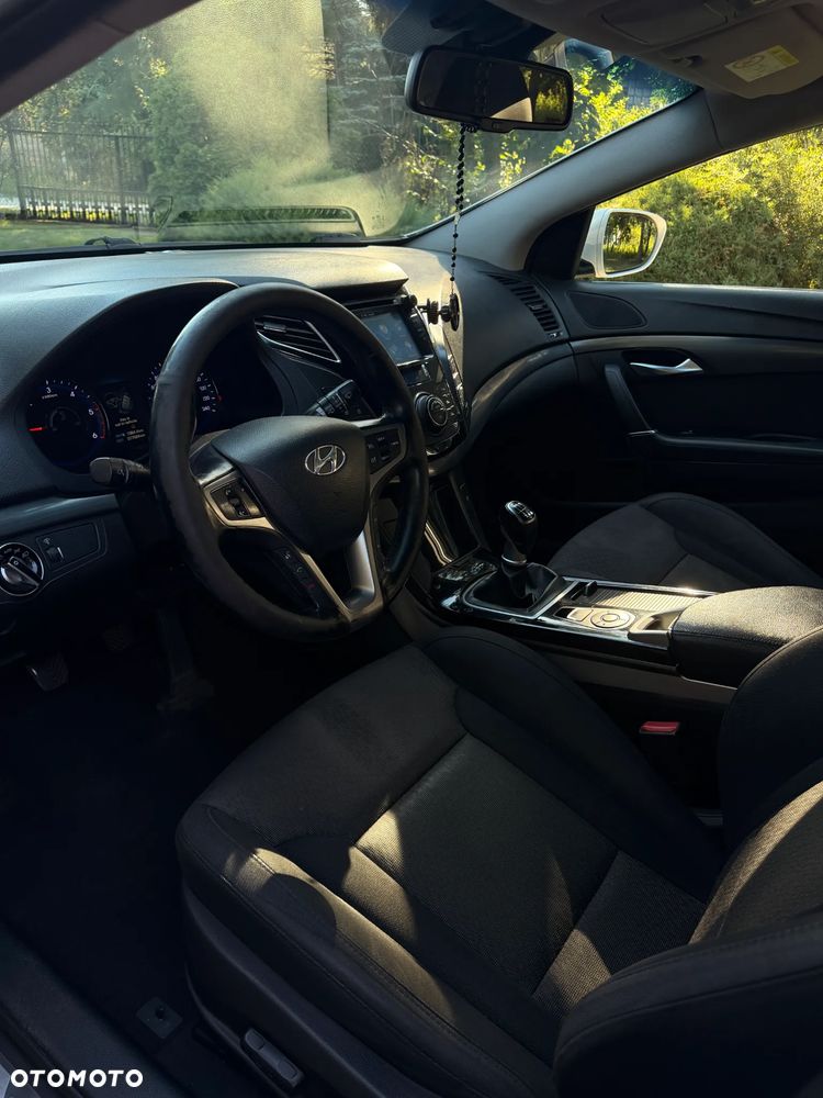 Hyundai i40 1.7 CRDi Comfort + - 5