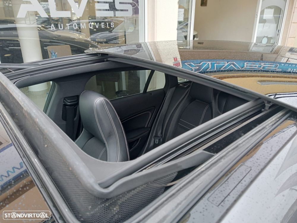 Mercedes-Benz CLA 200 d Shooting Brake Urban Aut. - 11