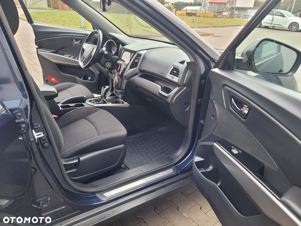 SsangYong/KGM Tivoli e-XDi 160 4WD Quartz - 14