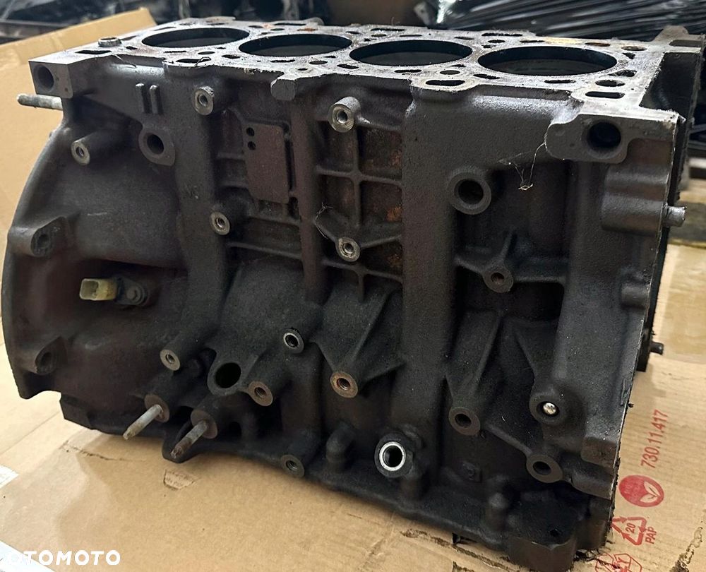 Blok silnika Renault 2.0 DCi M9R - 7