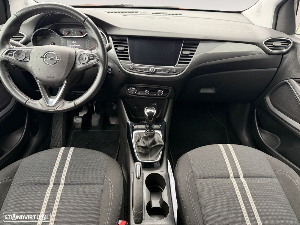 Opel Crossland 1.2 T Design & Tech - 11