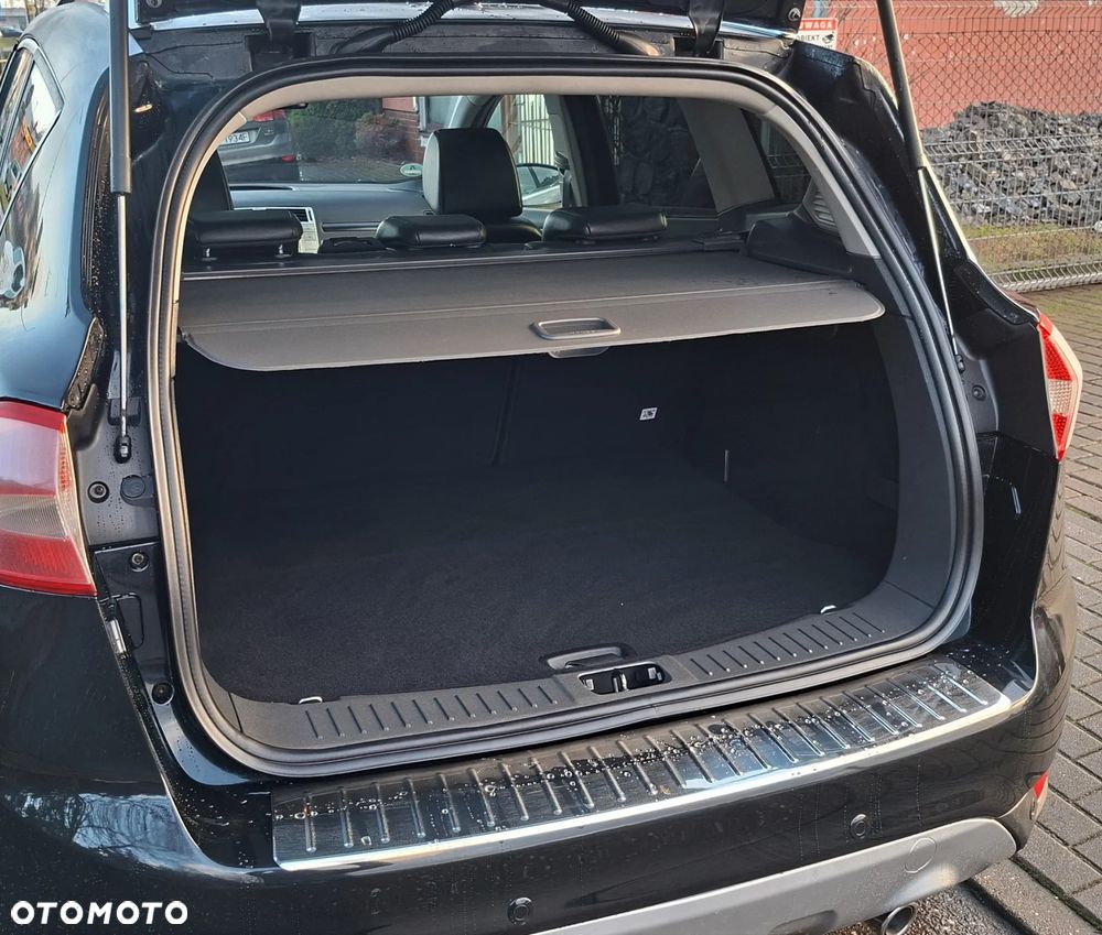 Ford Kuga 2.0 TDCi 4x4 Titanium - 19