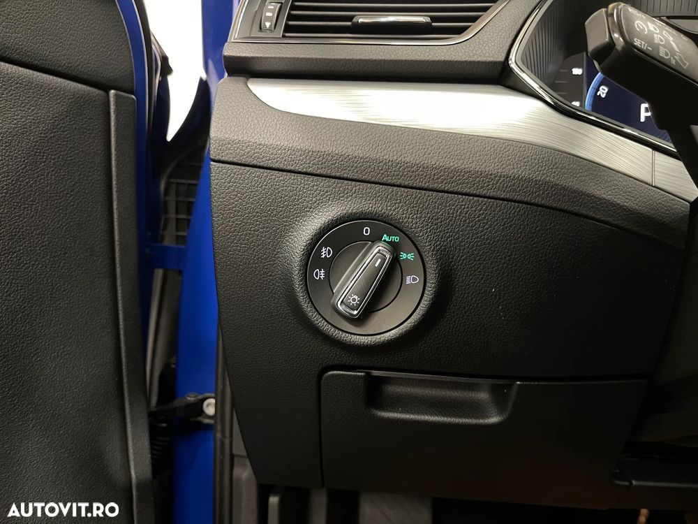 Skoda Superb 2.0 TDI DSG Ambition - 25