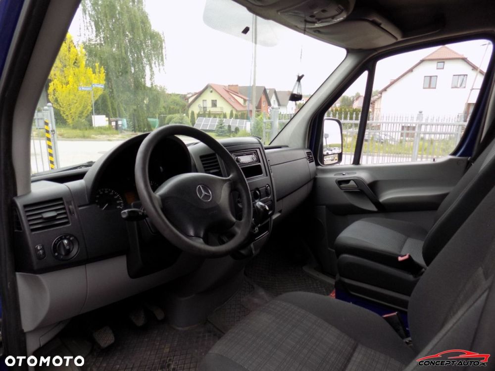 Mercedes-Benz Sprinter - 18
