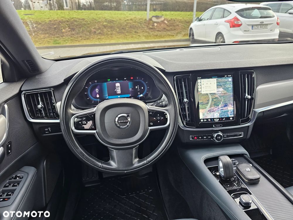 Volvo V90 B4 D Geartronic Momentum Pro - 23