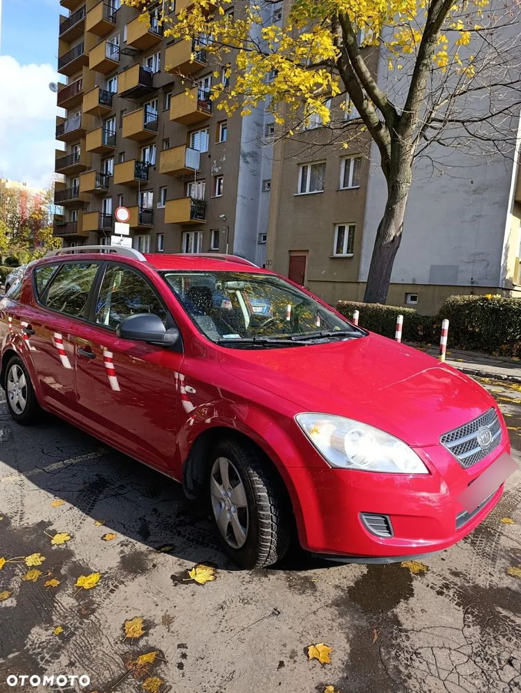 Kia Ceed 1.6 Comfort - 1