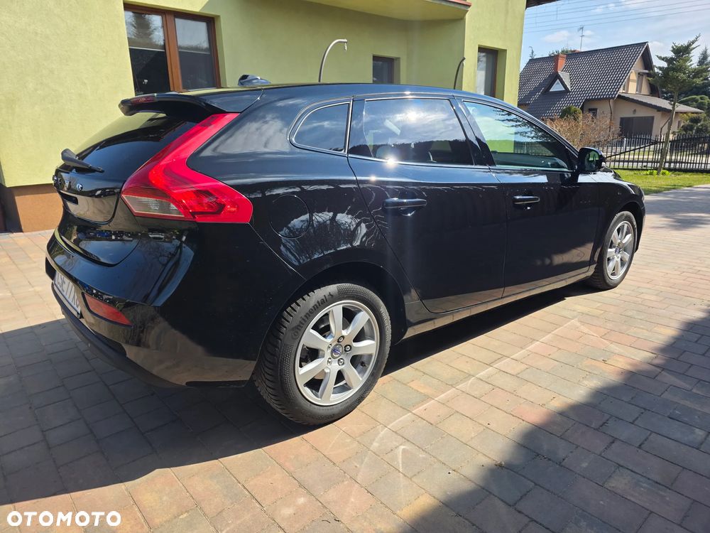 Volvo V40 T2 Inscription - 4
