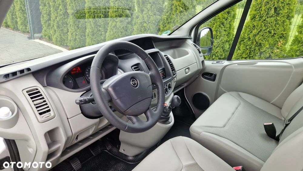 Opel Vivaro - 7
