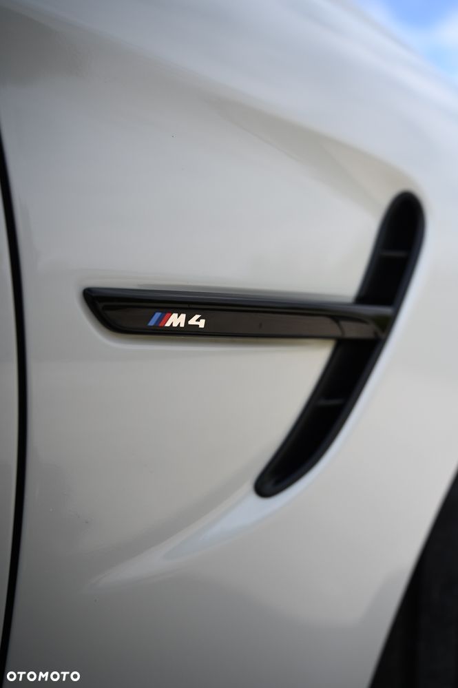 BMW M4 DKG - 5