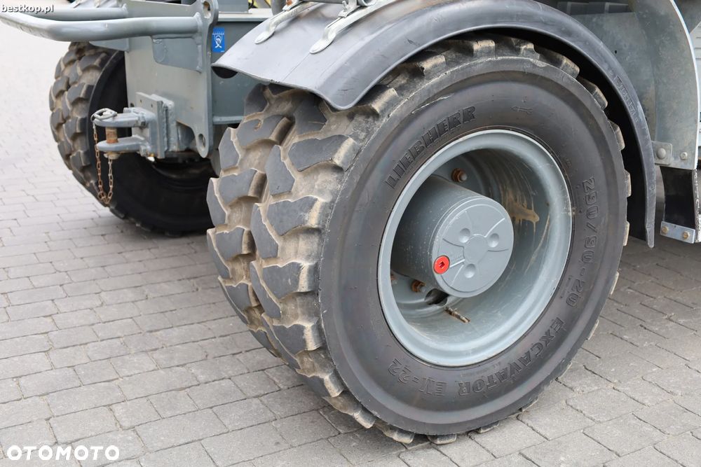 Liebherr A914 Compact Litronic - 26