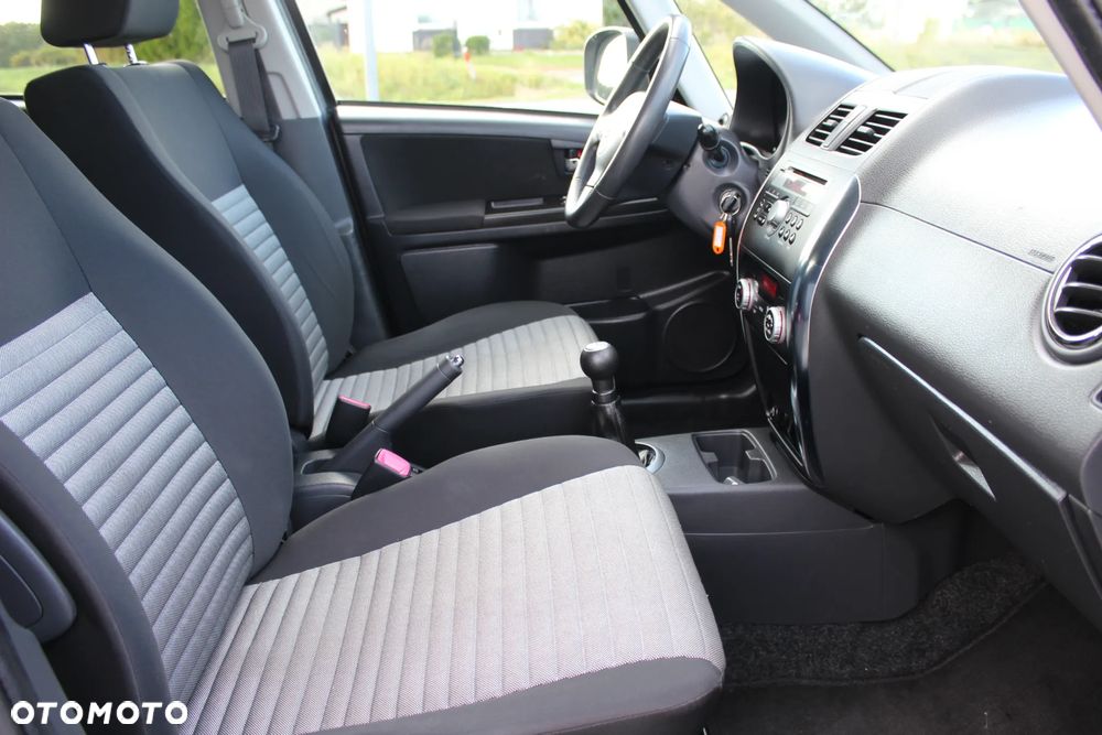 Fiat Sedici 1.6 16V 4x4 Lounge - 8