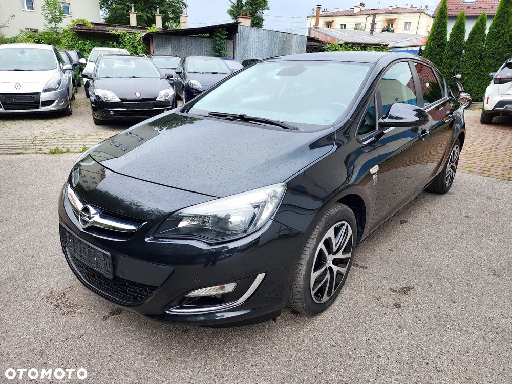 Opel Astra 1.4 Turbo 150 Jahre - 3