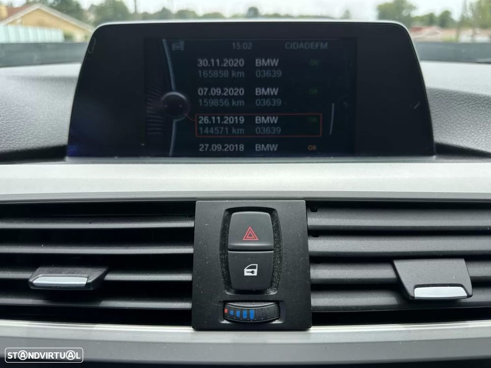 BMW 320 d EfficientDynamics Line Sport - 51