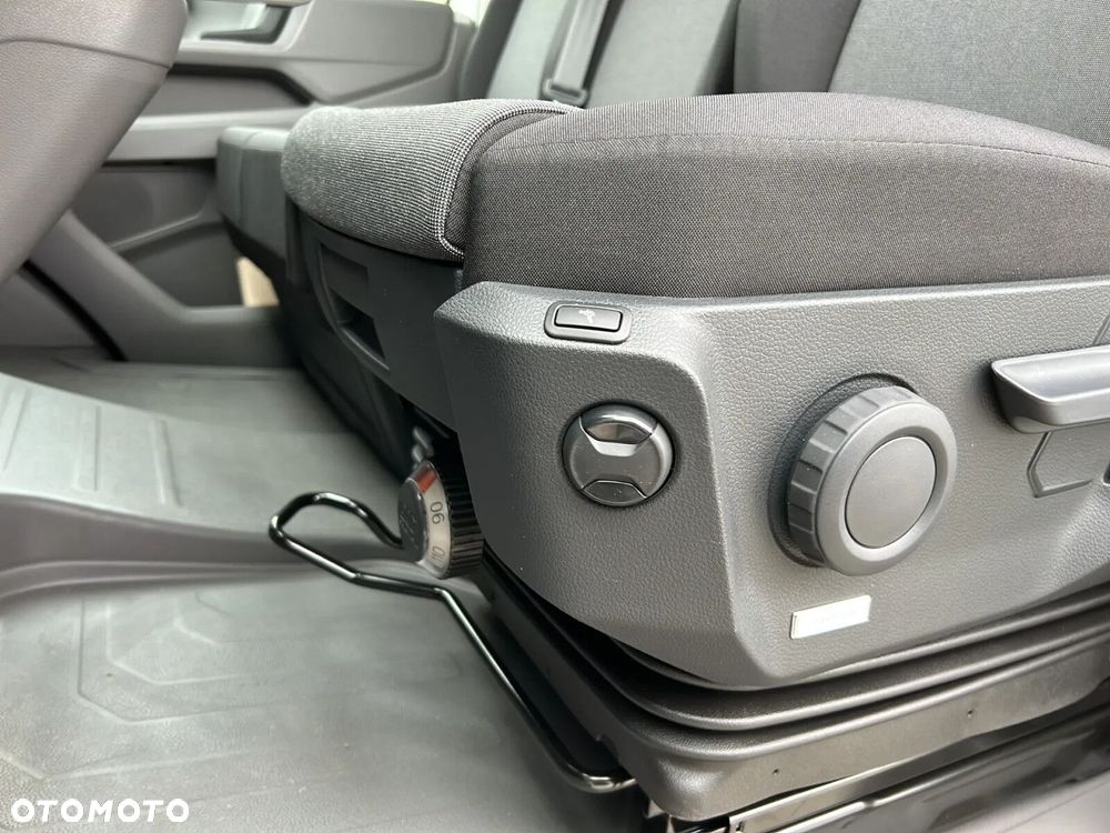 Volkswagen Crafter 35 Furgon, 2.0TDI 140KM, r.o. 3640 - 18