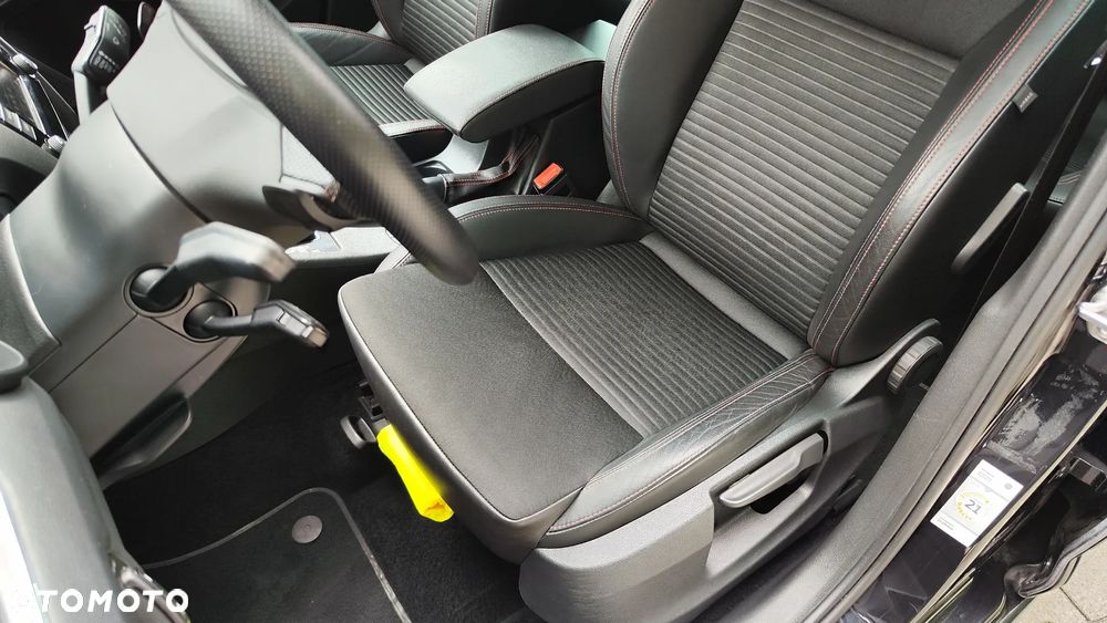 Skoda Octavia 2.0 TDI DSG RS - 22