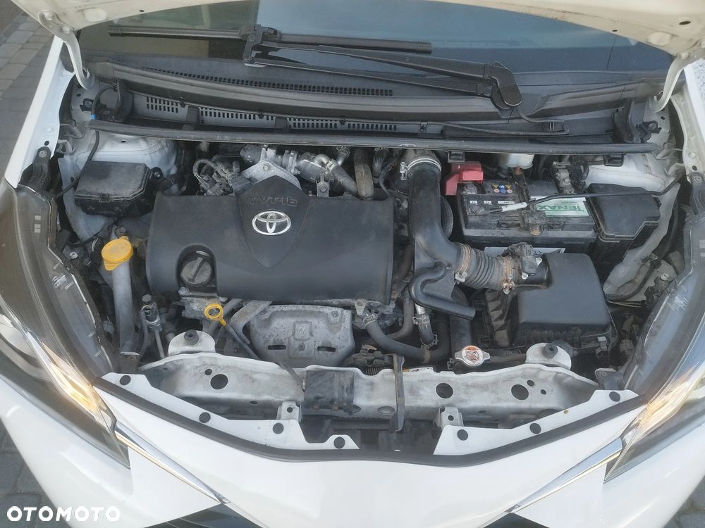 Toyota Yaris - 22