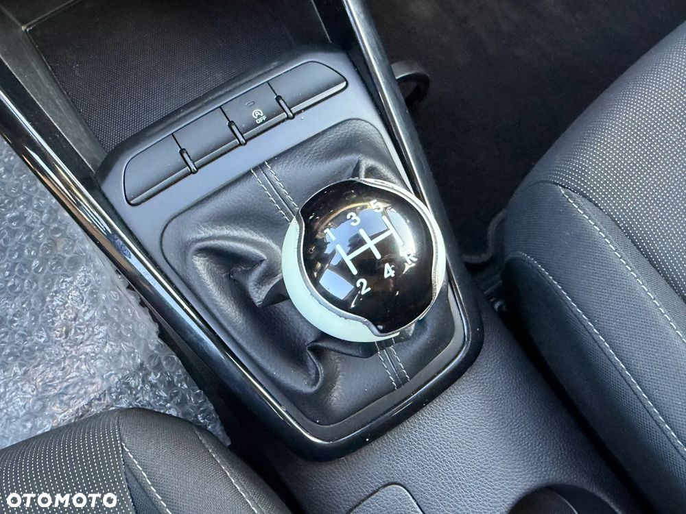 Kia Rio - 21