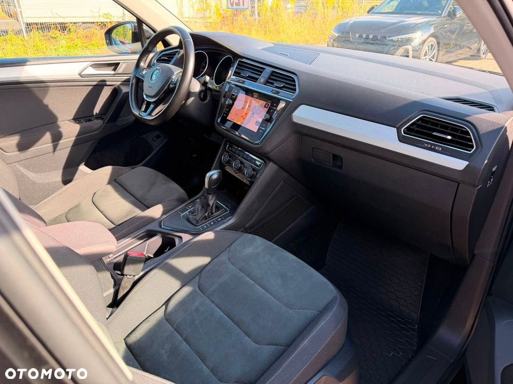 Volkswagen Tiguan - 27