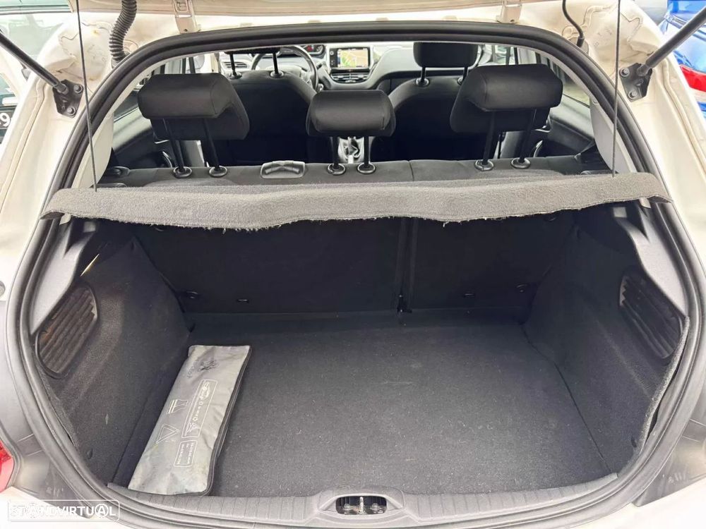Peugeot 208 1.6 BlueHDi Allure - 10