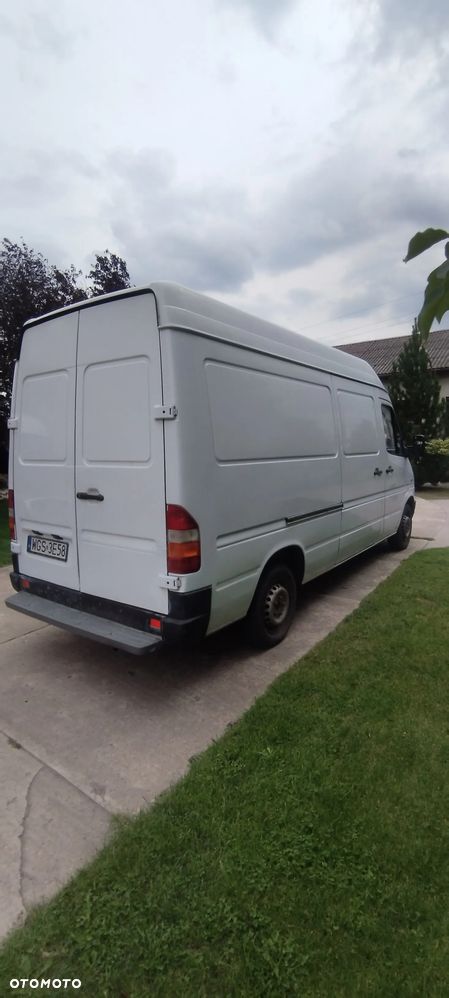 Mercedes-Benz Sprinter - 3