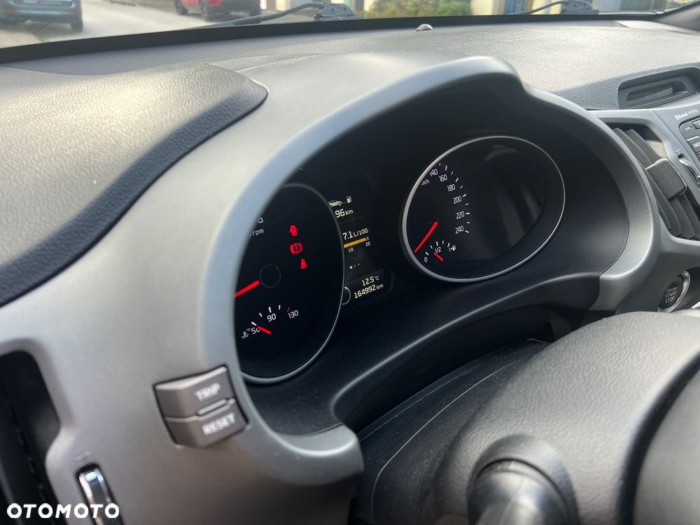 Kia Sportage 1.7 CRDI 2WD Attract - 18