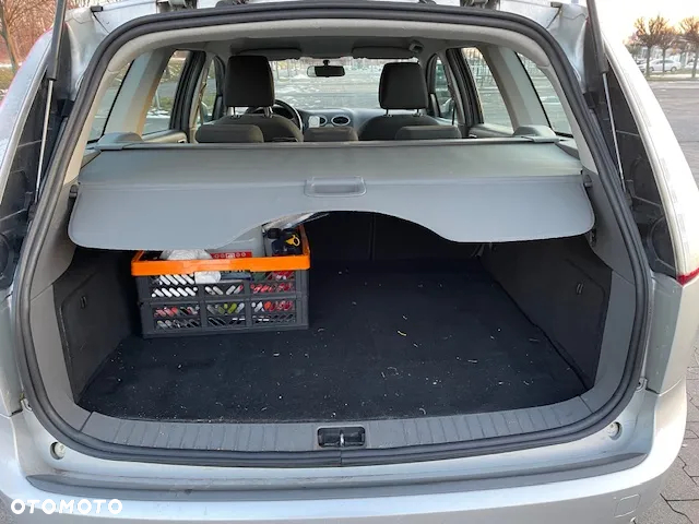 Ford Focus 1.6 TDCi Ambiente - 7