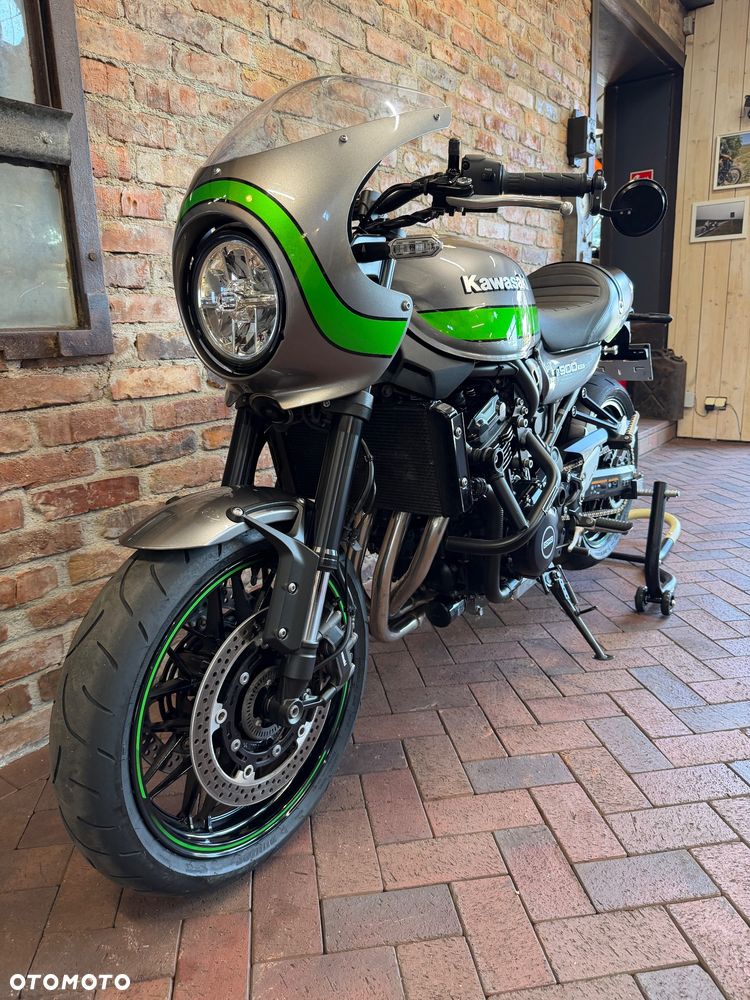 Kawasaki Z 900 RS - 14