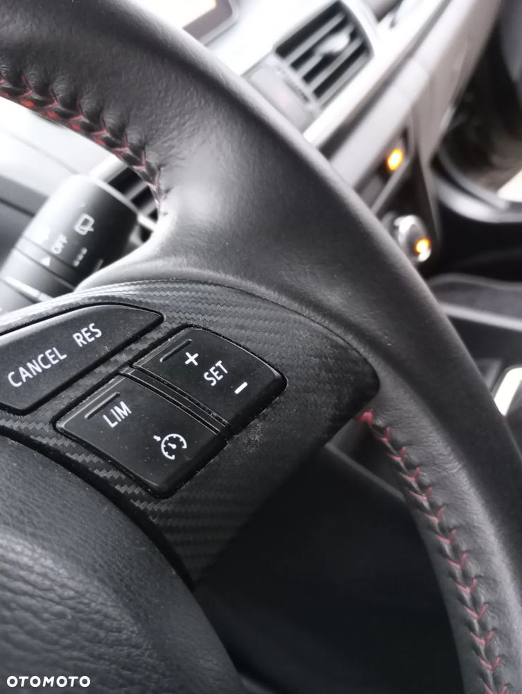 Mazda 3 SKYACTIV-G 120 Exclusive-Line - 21