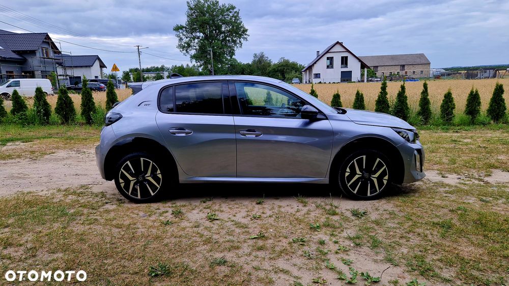 Peugeot 208 - 27
