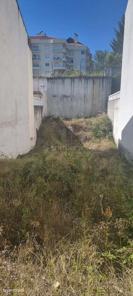 Lote na cidade Viseu para moradia em banda - Grande imagem: 2/7