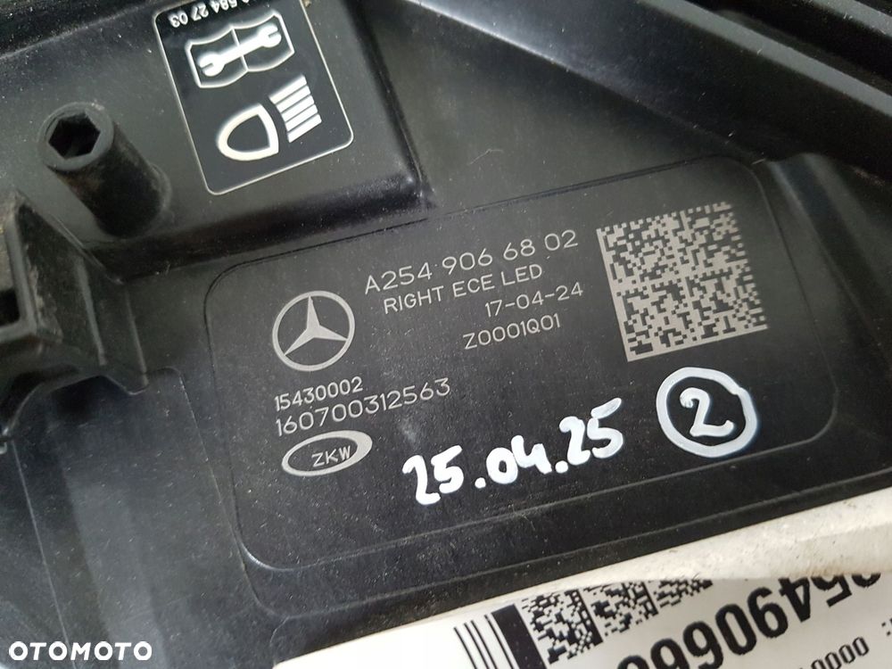 mercedes glc prawa lampa reflektor digital light full led a2549066802 - 7