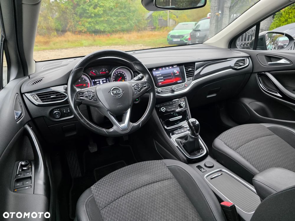 Opel Astra 1.4 Turbo Innovation - 14