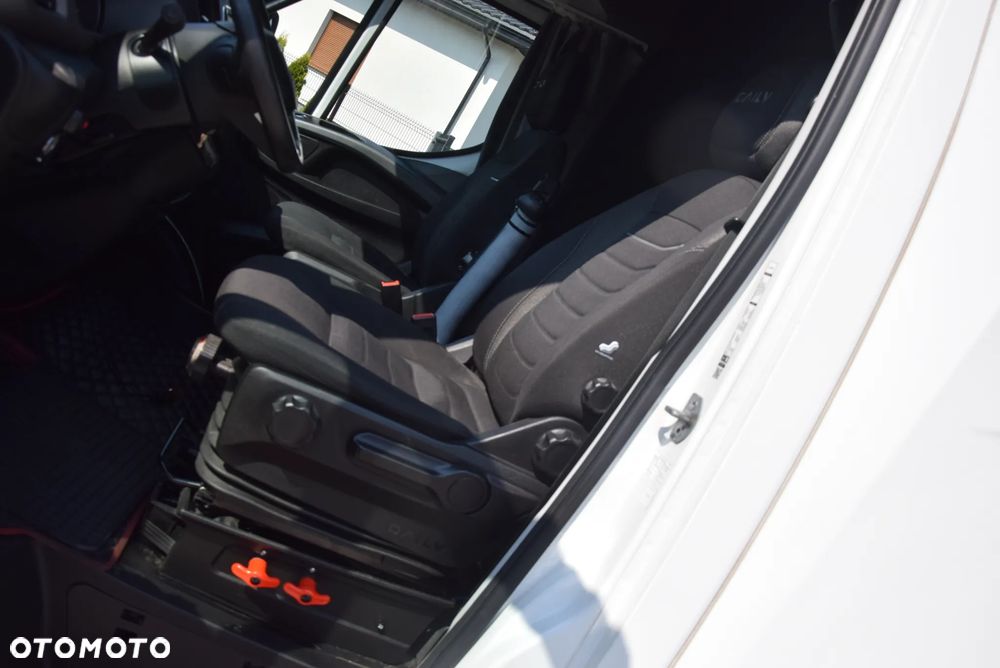 Iveco DAILY 70C - 14