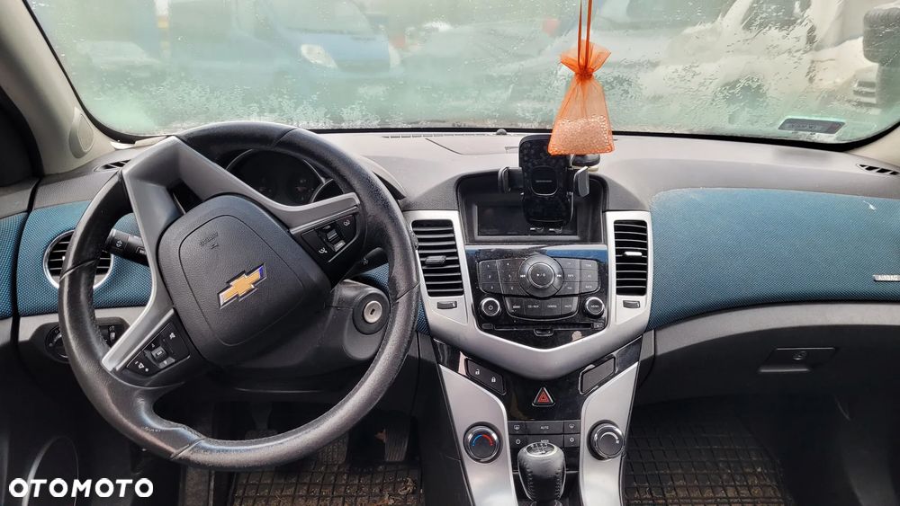 Chevrolet Cruze 1.6 LT - 7