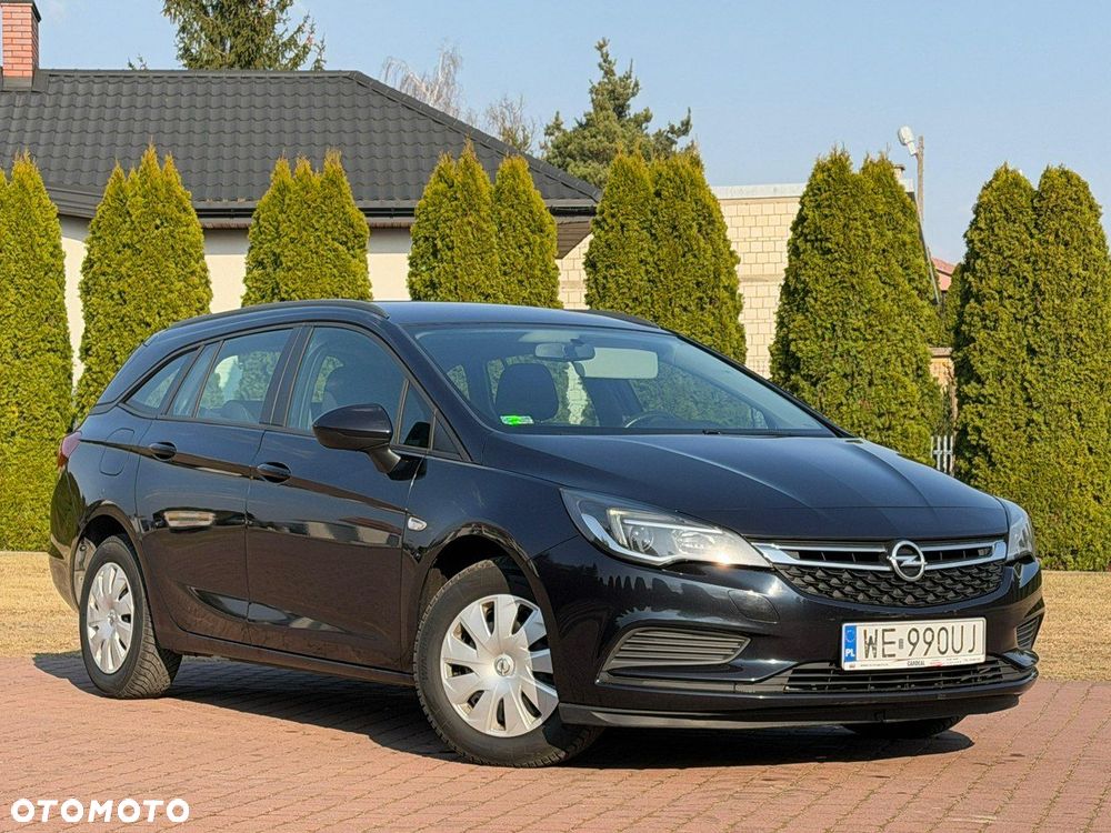 Opel Astra 1.6 CDTI Enjoy - 24