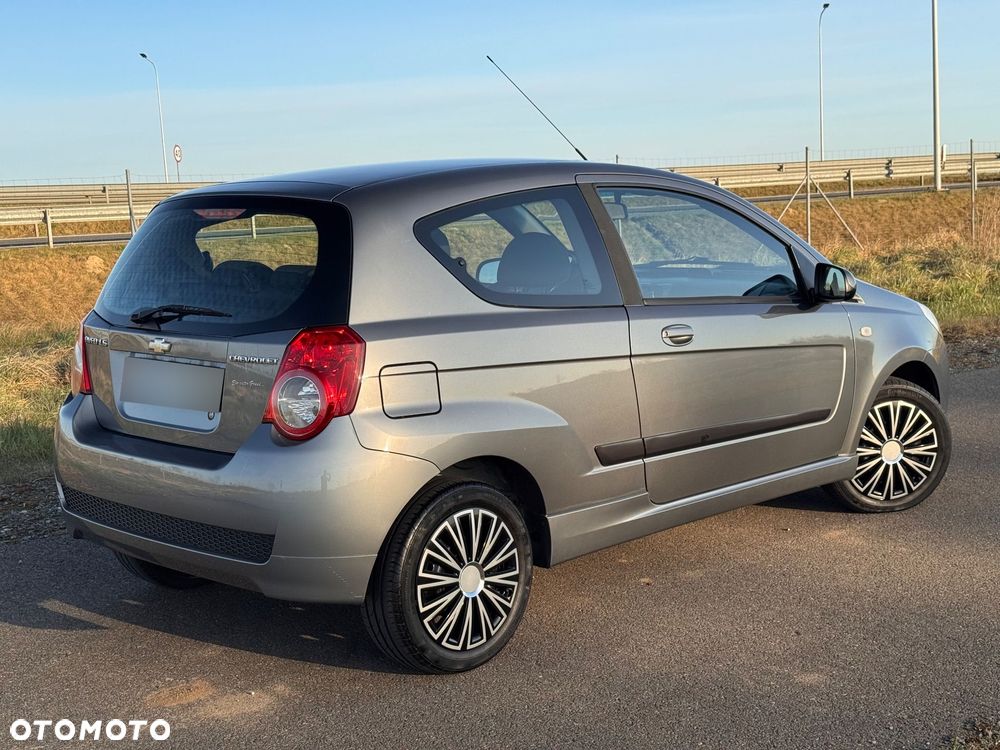 Chevrolet Aveo 1.2 LS - 10