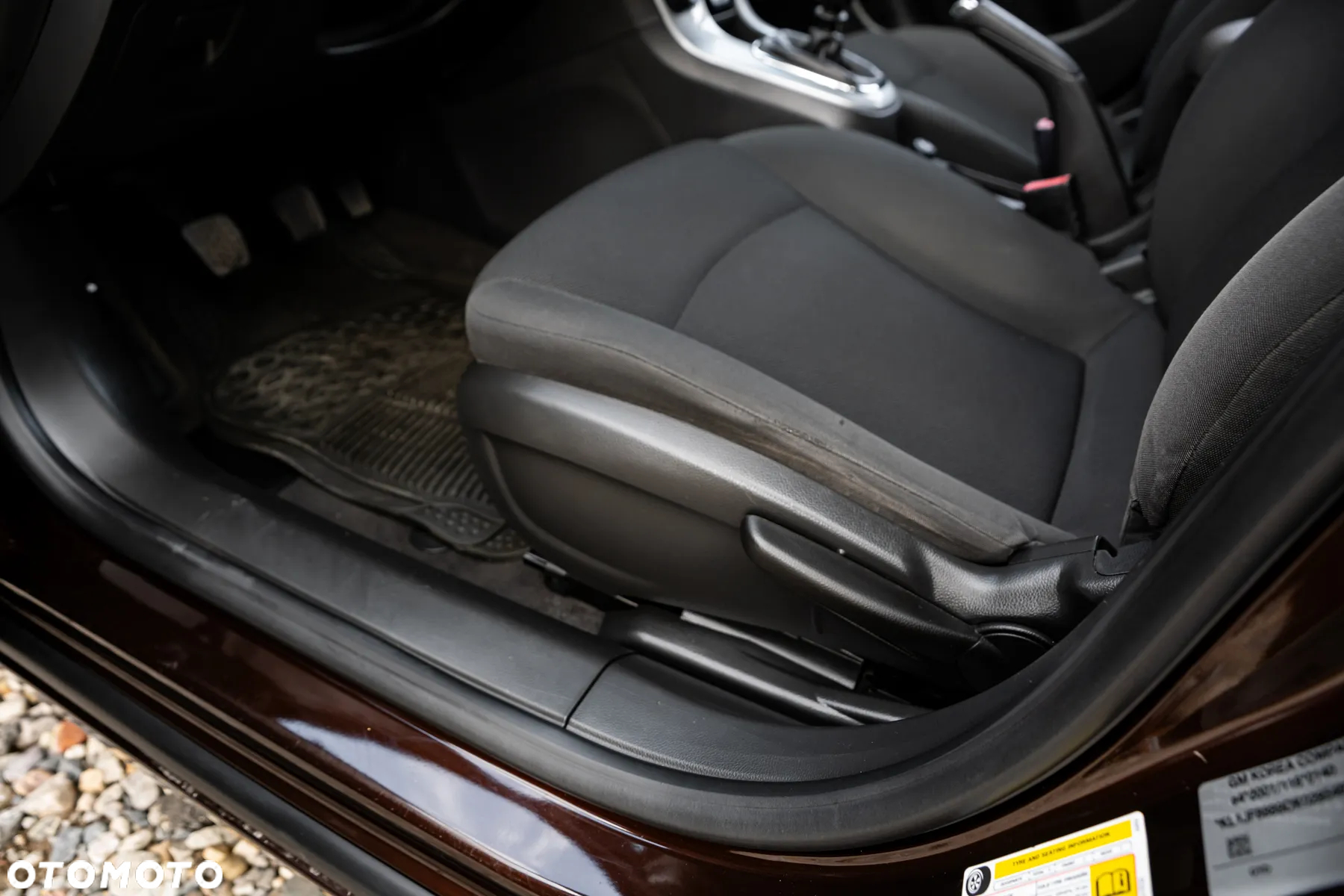 Chevrolet Cruze - 21