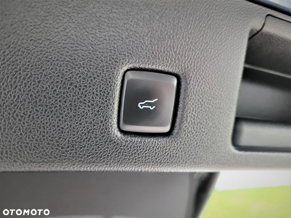 Ford Kuga - 14